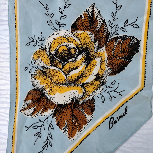 Scarf - Picture 5 of 8